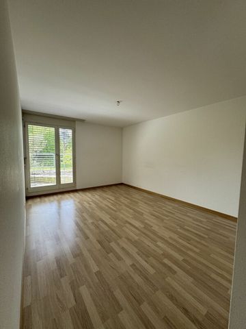 "Zentrale, ruhige Lage mit Sicht ins Grüne" - Photo 2