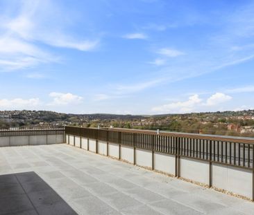 3 bedroom penthouse to rent - Photo 3