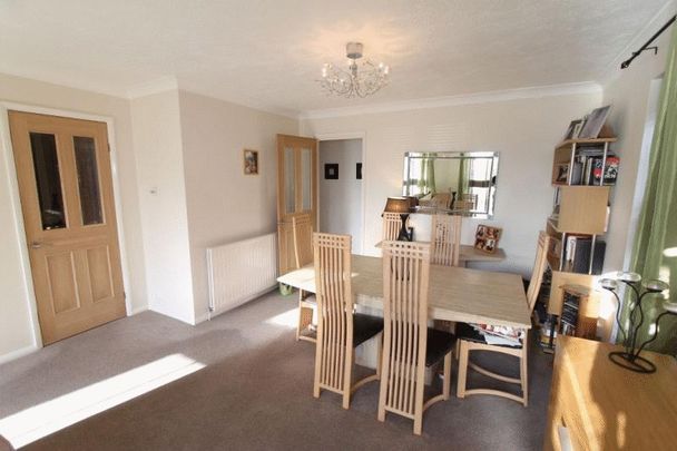 Chapelfields, Charterhouse Road, Godalming, Surrey, GU7 - Photo 1