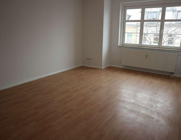 Balkon an der Küche / im 2. OG u.v.m. FREi AB SOFORT ! - Foto 1