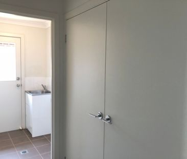 Beautifully Presented Home - Photo 5