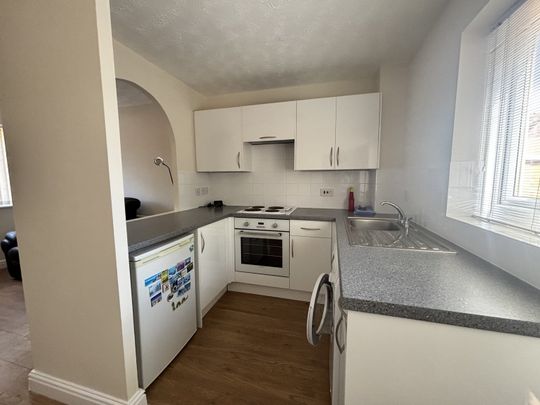 Broome Way, Banbury - Photo 1