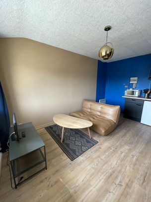 Location Appartement 2 pièces 27m² - Photo 1