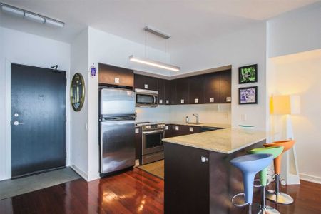 For Lease - 33 Charles Street Unit# 3905, Toronto, Ontario - Photo 3