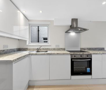 Dorchester Grove, London, W4 2LD - Photo 6