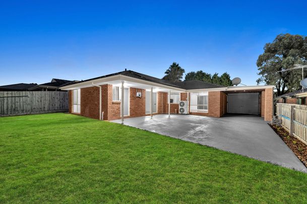 Welcome to 5 Chapman St, Carrum Downs - Photo 1