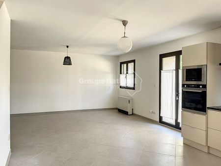 Maison de village T4 Sur Berre L Etang 91m², - Photo 2