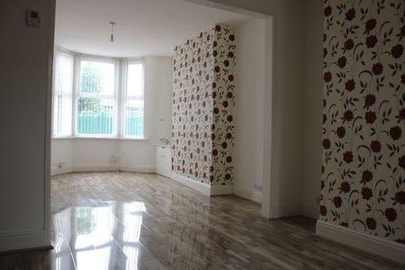 3 bedroom terraced house to rent - Photo 4