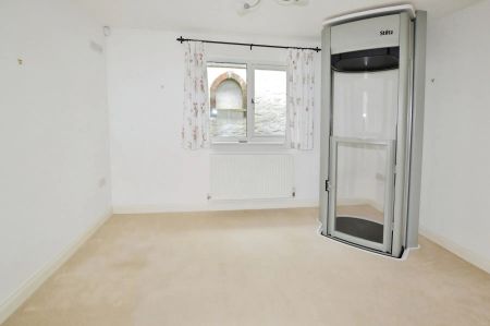 St Marks Drive, St. Marks Road, Torquay, Devon, TQ1 - Photo 2