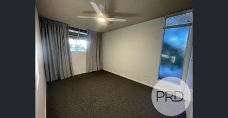 Two Bedroom unit in the heart of Windsor B/L - Photo 3