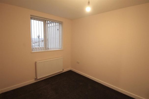 3 bedroom apartment to rent - Photo 1