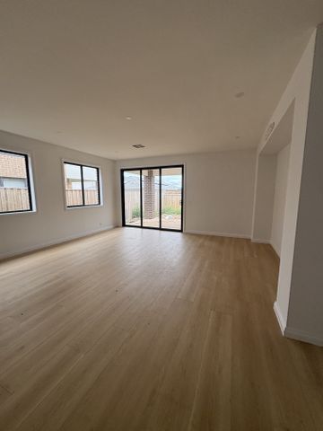 Perfect Upgraded Brand New Home in Convenient Deanside Location. - Photo 2