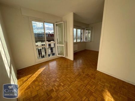 Location Appartement 3 pièces 69m² LE MANS 72000 - Photo 2