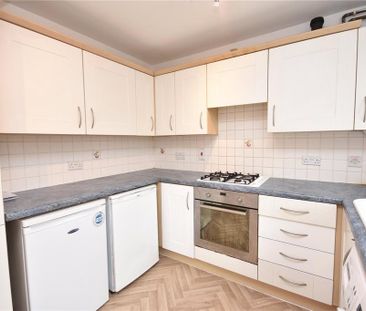 2 bedroom terraced house to rent - Photo 3