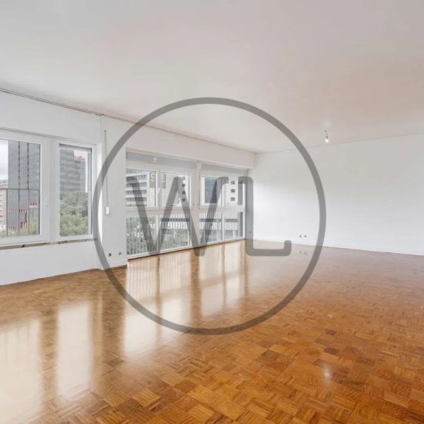 Apartamento T5 em Lisboa - Foto 1