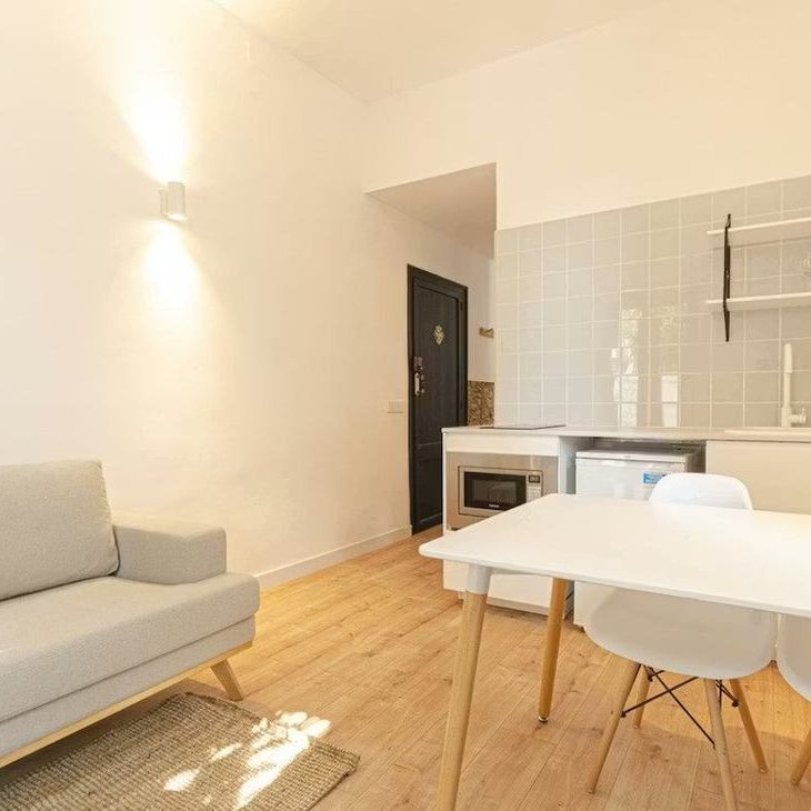 Carrer de les Balears, Barcelona, Catalonia 08023 - Photo 1