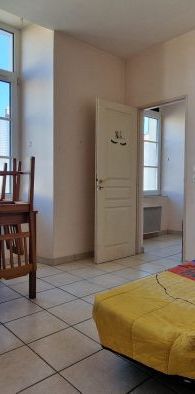 F2 meublé - Photo 1