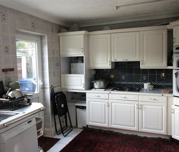 London Road, High Wycombe - Photo 6