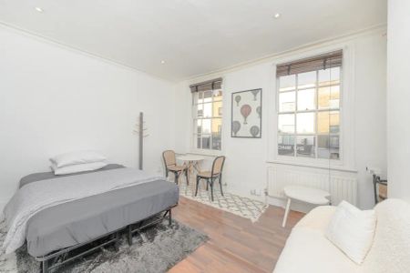 2 bedroom flat in Camden - Photo 4