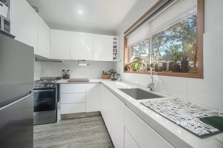 Low Maintenance and Great Location - Photo 4