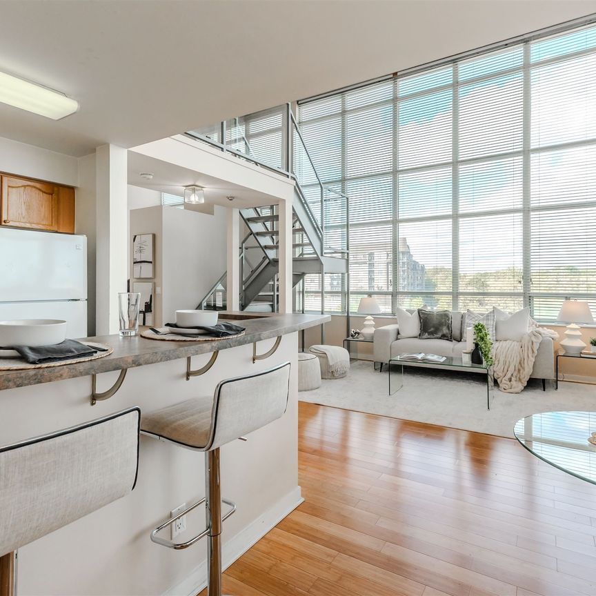 For Lease - 300 Manitoba Street Unit# 301, Toronto, Ontario - Photo 1