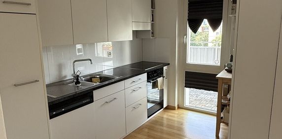 APPARTEMENT 21/2 PIÈCES À ZURICH - DISTRICT 4, MEUBLÉ, TEMPORAIRE - Foto 2