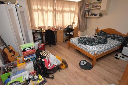 4 bedroom house to rent - Photo 2