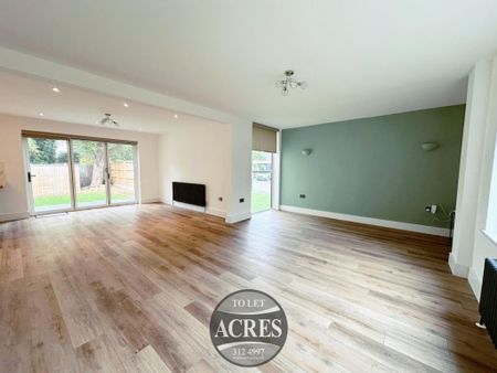 5 bedroom detached house to rent - Photo 2