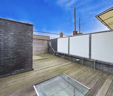 Ruim en centraal gelegen appartement - Photo 2