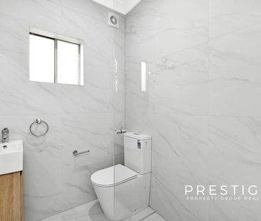 Flat 2/7 Rawson Street, Rockdale NSW 2216 - Apartment For Rent | Do... - Photo 1