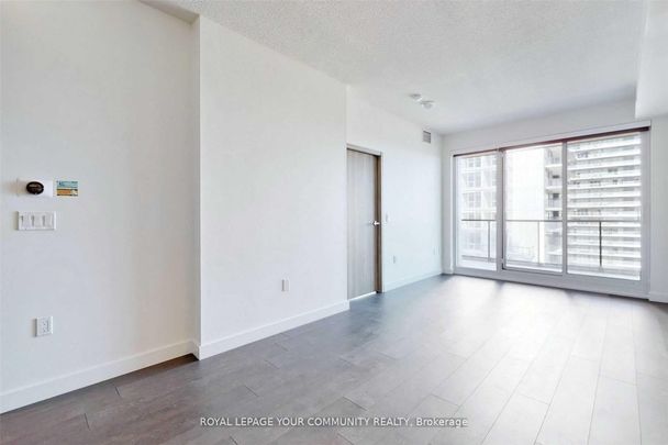 For Lease - 85 Mcmahon Drive Unit# 2801, Toronto, Ontario - Photo 1