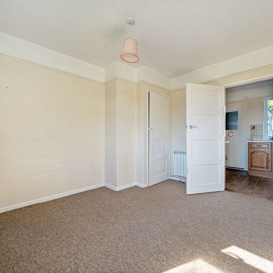 Parsonage Estate Rogate, Petersfield - 3 bedrooms Property for lettings - Seymours - Photo 1