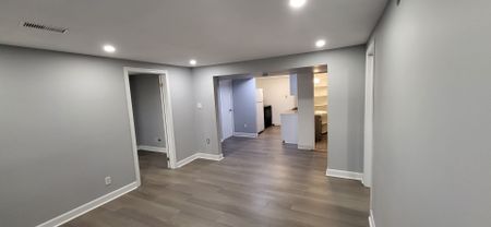 For Lease - 291 Poplar Street Unit# Bsmt, Oshawa, Ontario - Photo 4