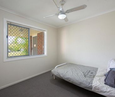 Great Location, Spacious Living Inside & Out ** Break Lease - Benef... - Photo 3