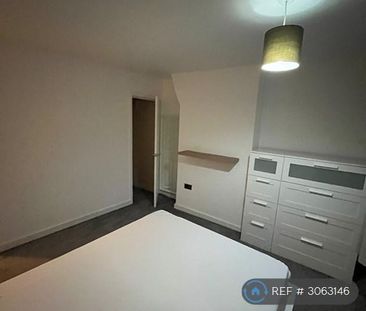 3 bedroom terraced house to rent - Photo 6