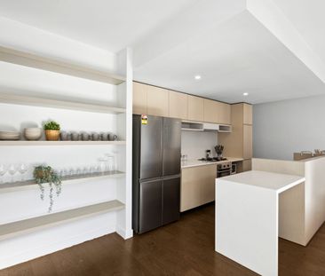 7 Clarkson Court, Clayton, Vic 3168 - Photo 2