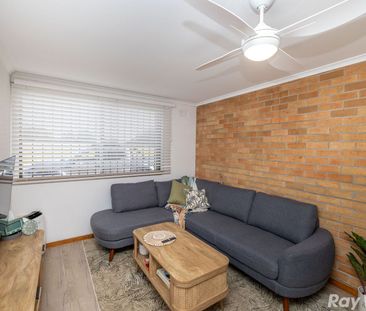 Home For Rent - Photo 5