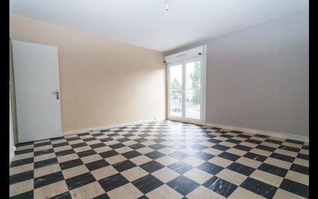 Location Appartement 3 pièces 63 m² Buzançais - Photo 2