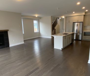 For Lease - 608 MOONFLOWER Crescent, Blossom Park - Airport and Are... - Photo 3