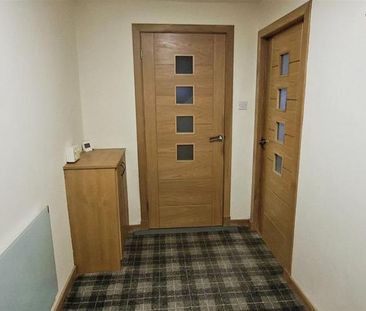 3 bedroom maisonette to rent - Photo 4