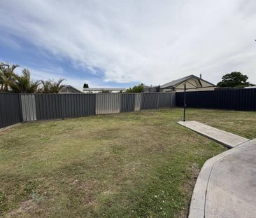 SPACIOUS HOME, GREAT LOCATION!!! - Photo 6