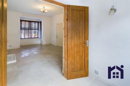 2 bedroom terraced house to rent - Photo 2