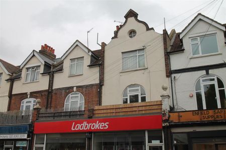 1 bedroom flat to rent - Photo 2