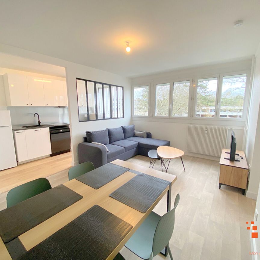 Location Appartement 6 pièces 79m² - Photo 1