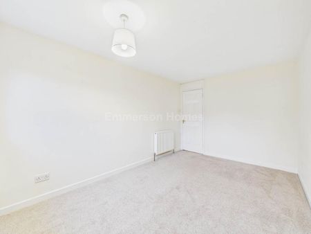 3 bedroom flat to rent - Photo 2