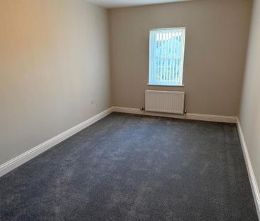 48 The Demesne, Carryduff, Belfast, BT8 8GU - Photo 5