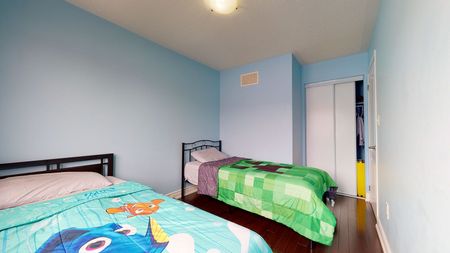 For Lease - 32 Red Fox Place, Toronto, Ontario - Photo 2