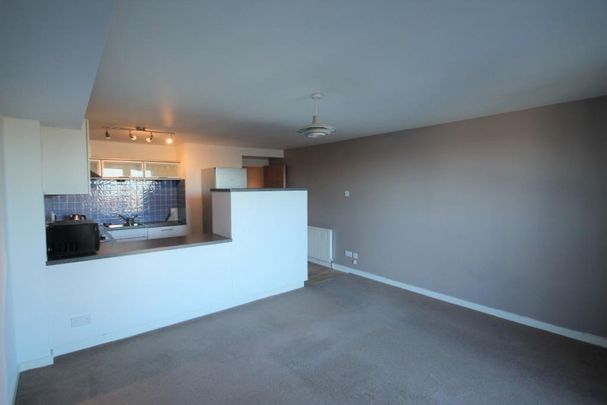 2 bed flat for rent in Liberton - Photo 1