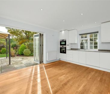 4 bedroom detached house to rent - Photo 6