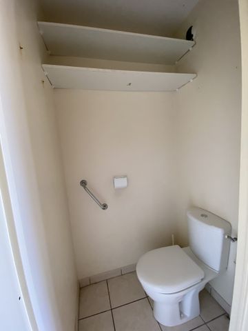 Location Appartement 2 pièces 41m² RODEZ 12000 - Photo 4